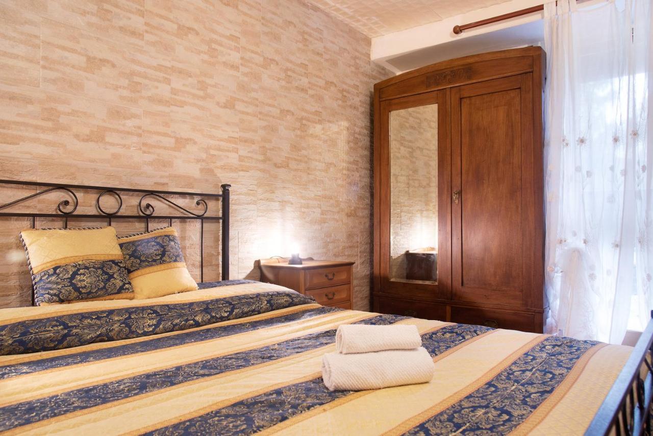 Casa Flora Apartment Порто Черезио Екстериор снимка