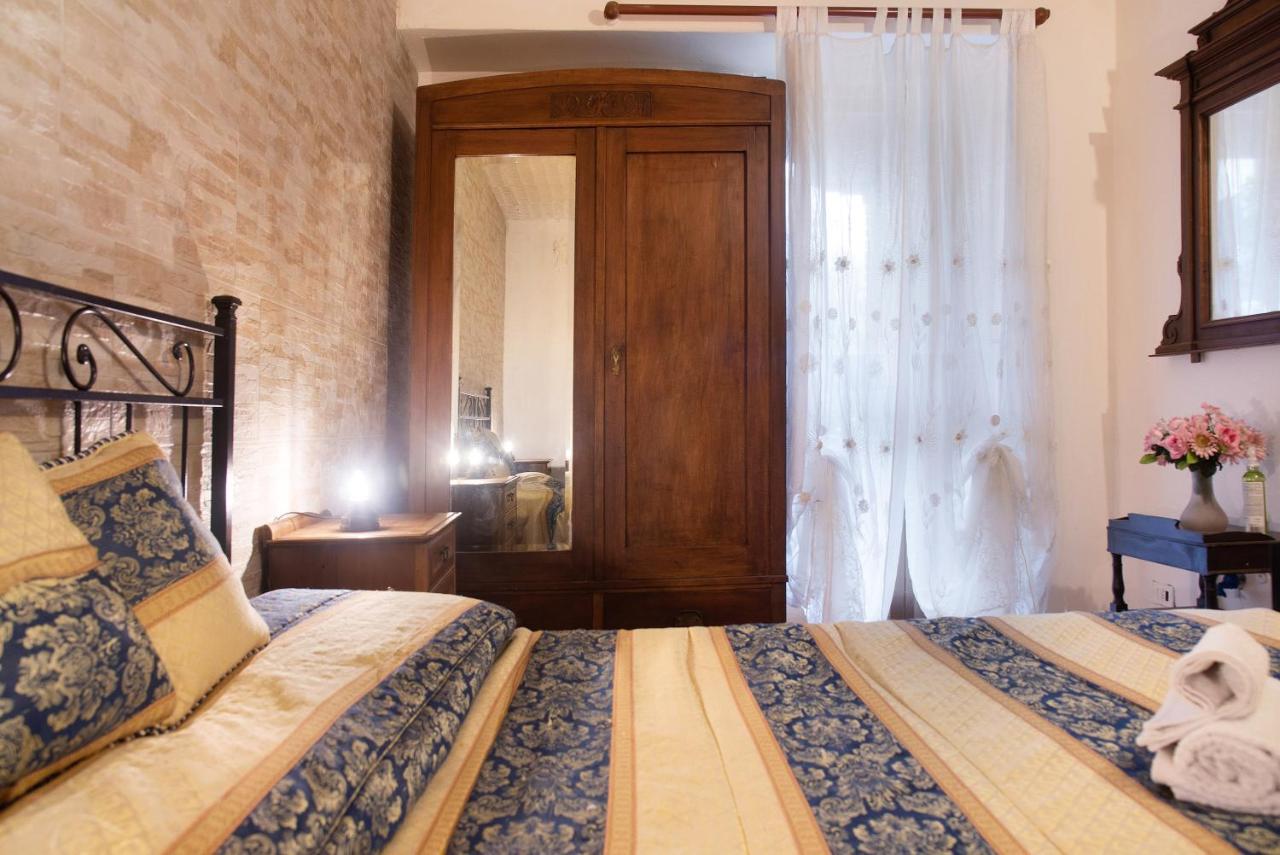 Casa Flora Apartment Порто Черезио Екстериор снимка